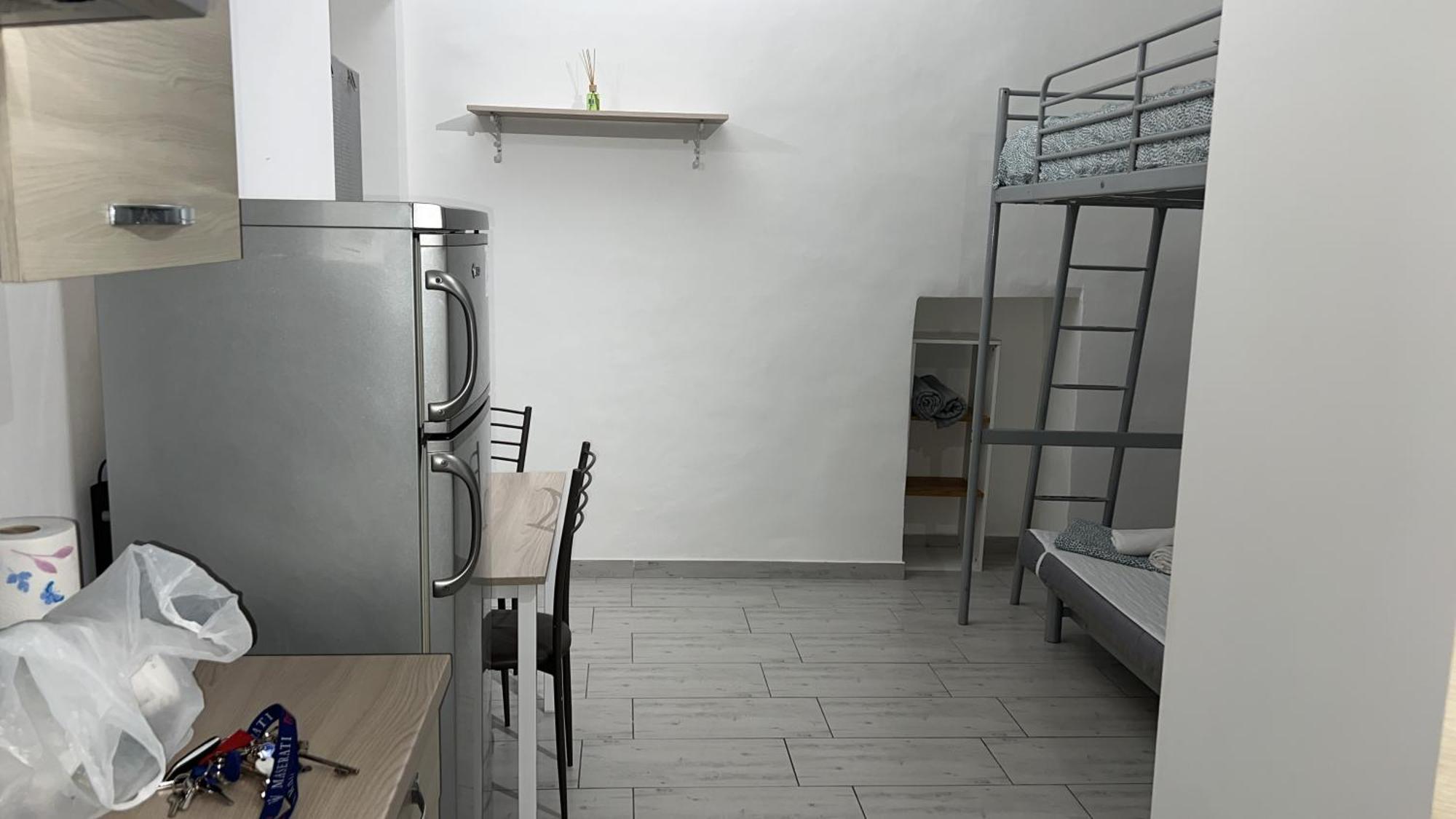 Bed2Go Brescia Apartment Торино Екстериор снимка